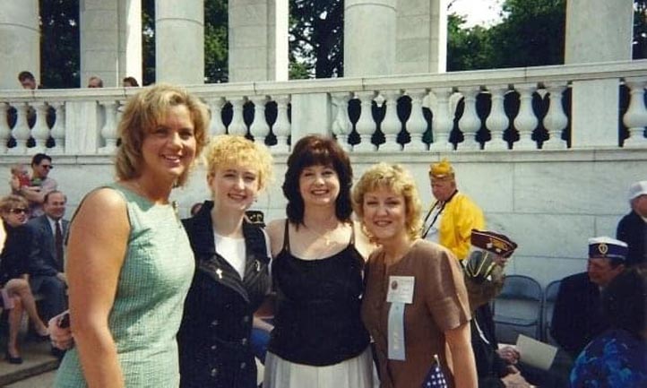 img-description